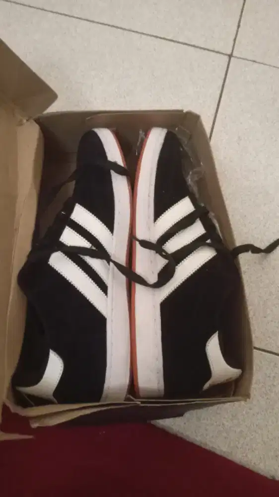 Sepatu Adidas samba Made in Vietnam