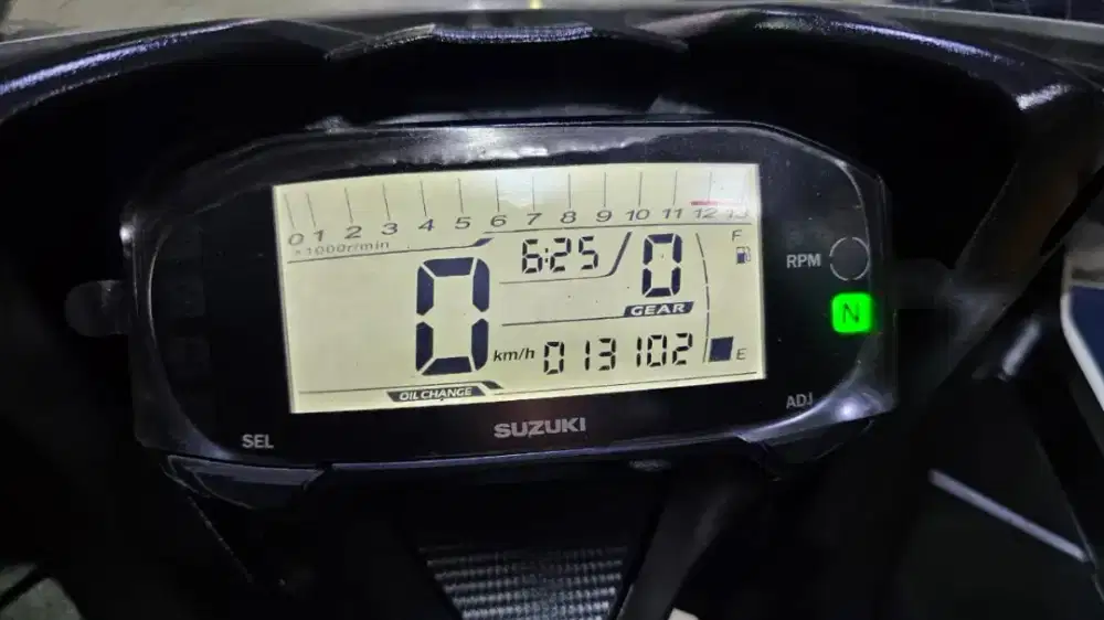 UD ENY MOTOR - Suzuki GSX R Keyless thn 2017 mulus