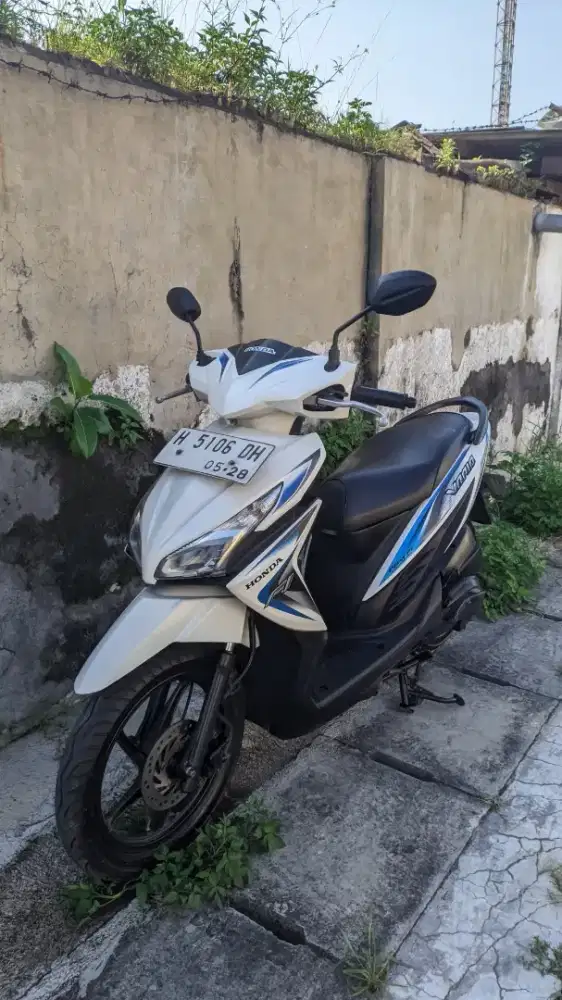Vario 110cc 2014 Putih Biru LED Mesin Top