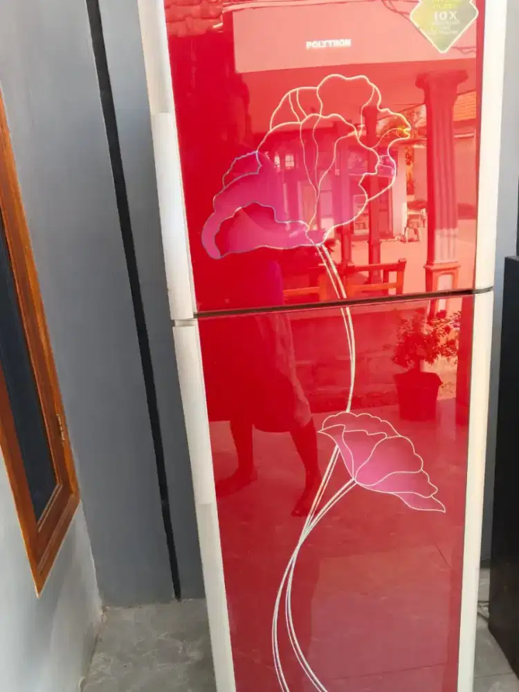 Kulkas Polytron jumbo