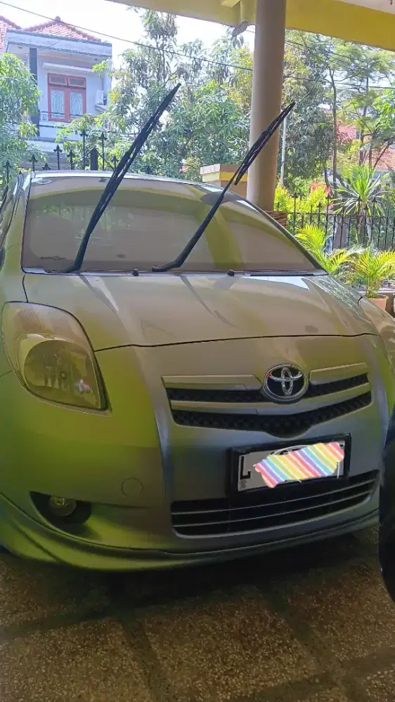 yaris e 2008 km low jarang pakai