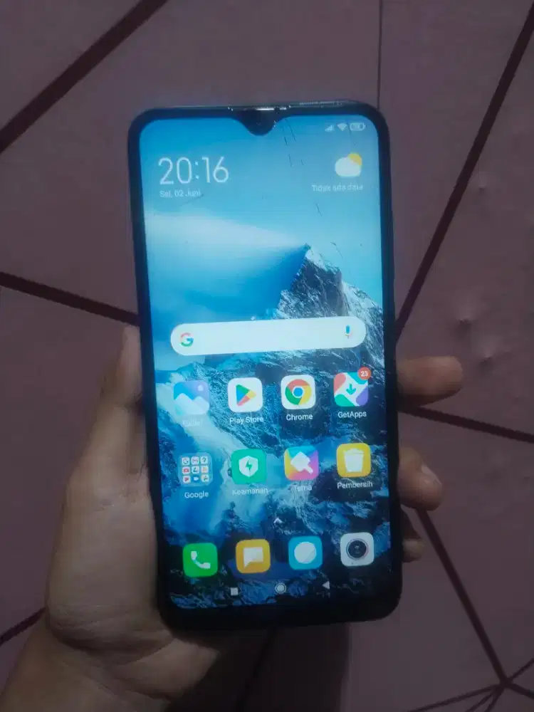 Redmi 8 retak dikit