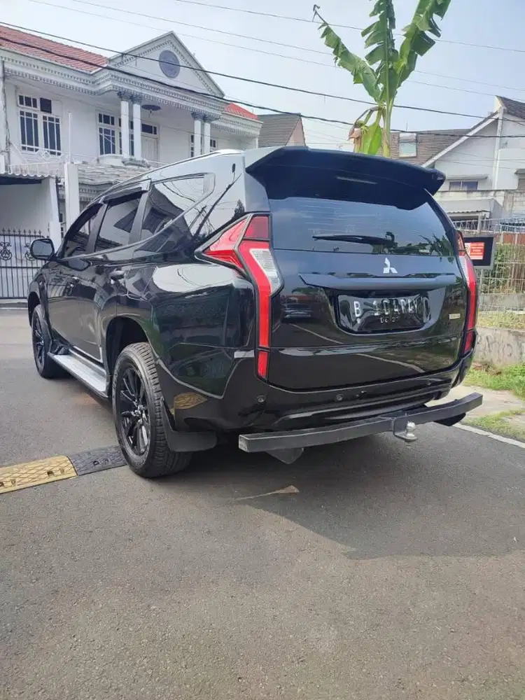 Mitsubishi Pajero Dakar th 2018 hitam nopol genap jakarta timur