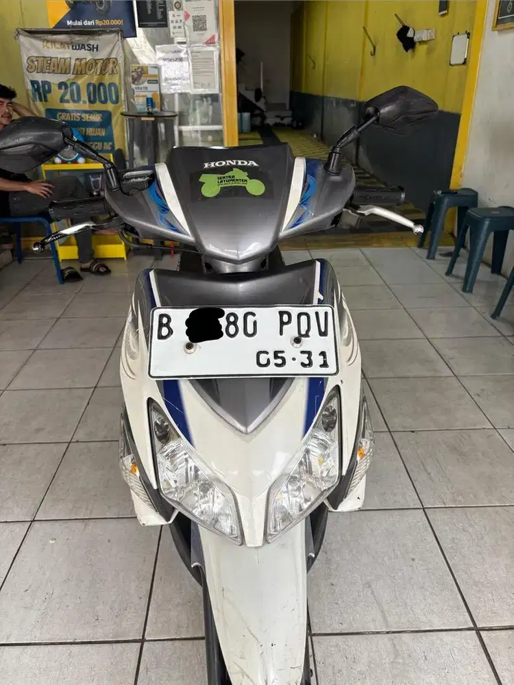Dijual motor pemakaian pribadi/ Pajak on sangat panjang