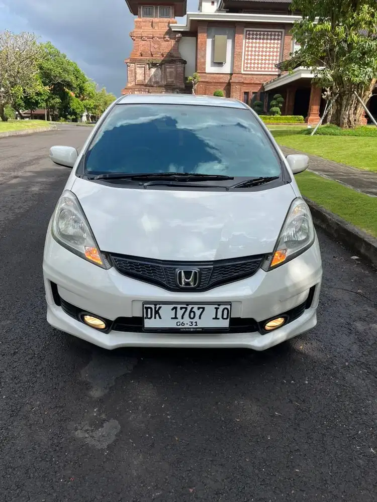 Honda jazz 2011 automatic