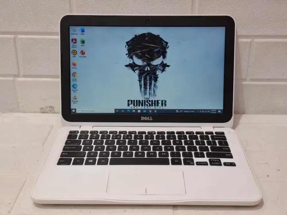 laptop DELL Inspiron 3180/prosesor AMD A9-9420e/RAM 8GB/SSD 256GB
