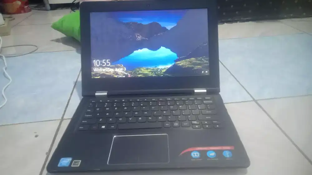 Jual laptop lenovo 300s