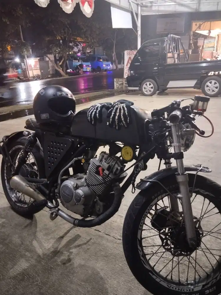 Suzuki Thunder 125 Cafe Racer Custom Siap Pakai