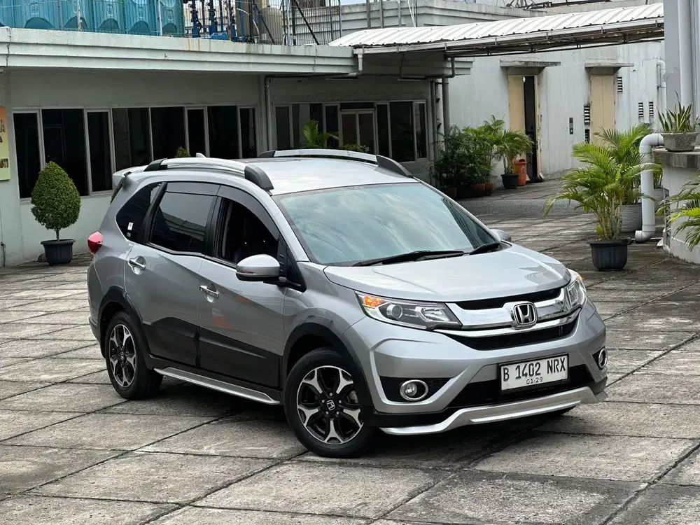PALING MURAH !! DP 10jt BRV E PRESTIGE CVT AT MATIC 2018 !! SIAPA CPT