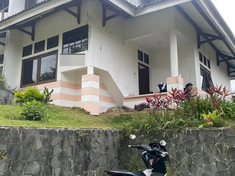 Di Jual Villa Strategis,Asri,dan Lingkugan yang Sejuk di  Puncak Bogor