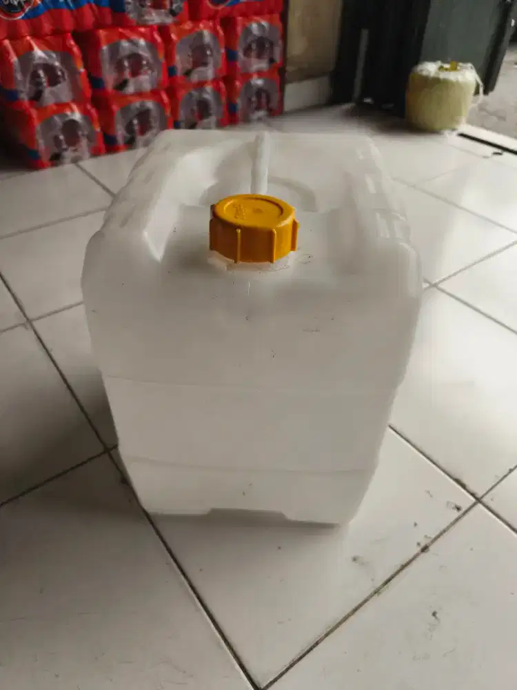 Gallon kosong bimoli 18 lt