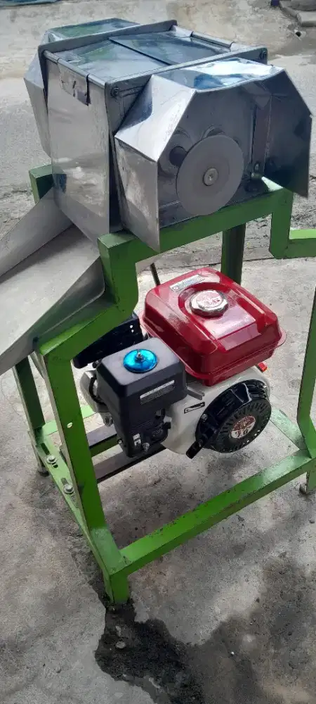 Mesin parut kelapa atsu nyiur
