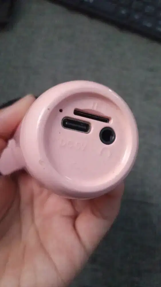 Lenovo mic bluetooth speaker