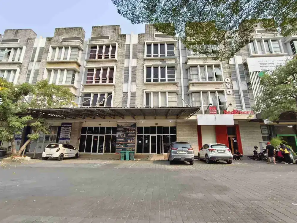 Disewakan ruko mega boulevard harapan indah Bekasi Barat