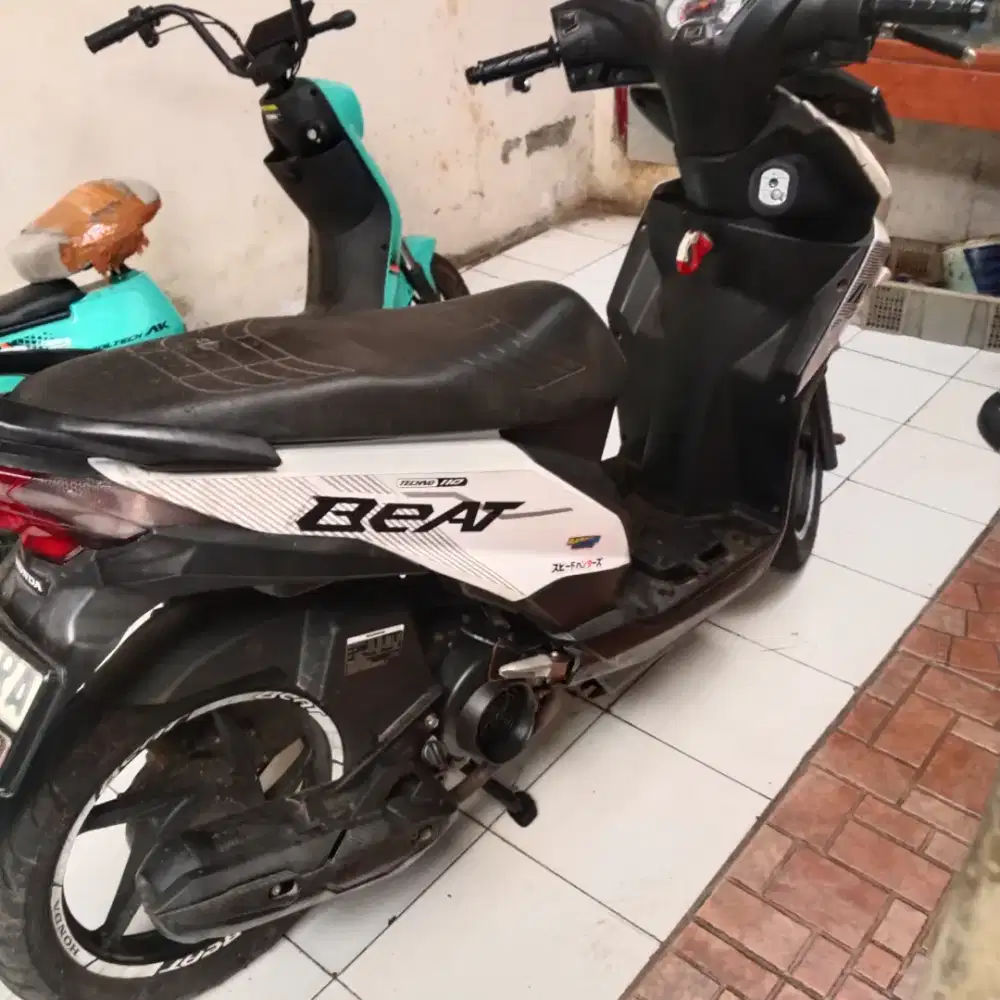 Dijual motor honda beat