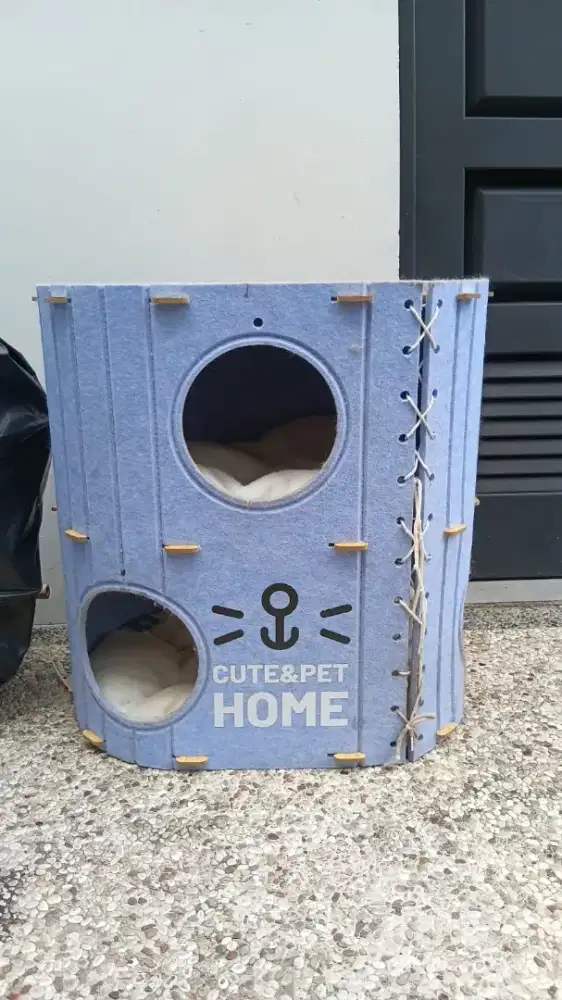 Tempat tidur kucing 2 tingkat
