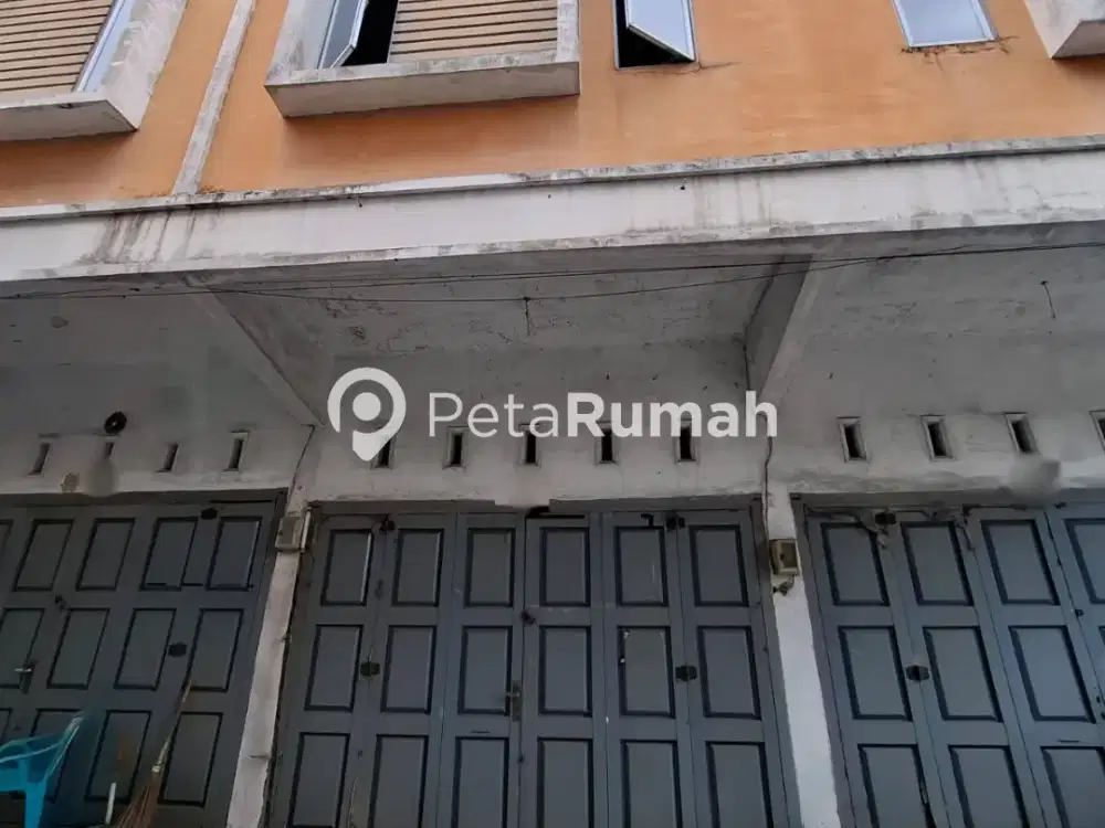 DIJUAL TOWNHOUSE KOMPLEK ADAM MALIK RIVERSIDE - DAERAH AMIR HAMZAH (DEWI)