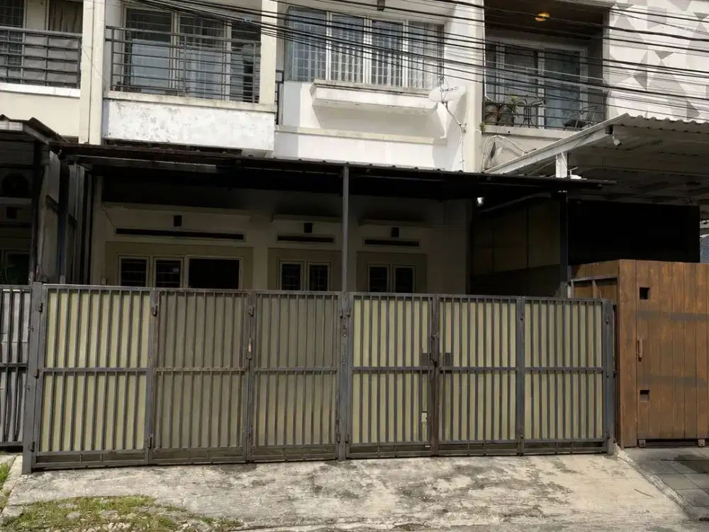 Dijual Turun Harga Rumah tinggal di cluster eksklusif Taman Kopo Indah III