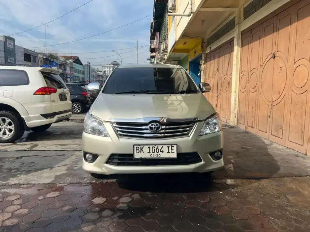 Toyota Kijang Innova G diesel matic 2012