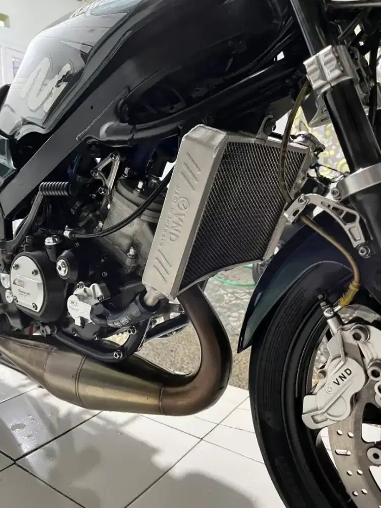FOR SALE : KAWASAKI NINJA R 2002