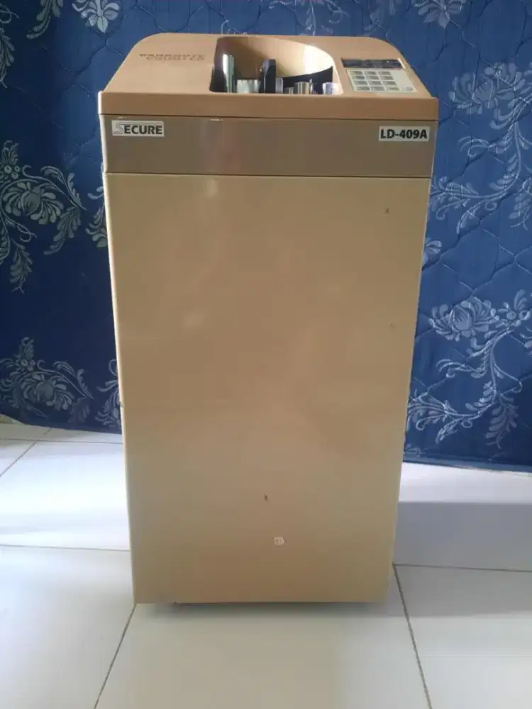 Mesin Penghitung uang merk Secure  Tye LD-409A
