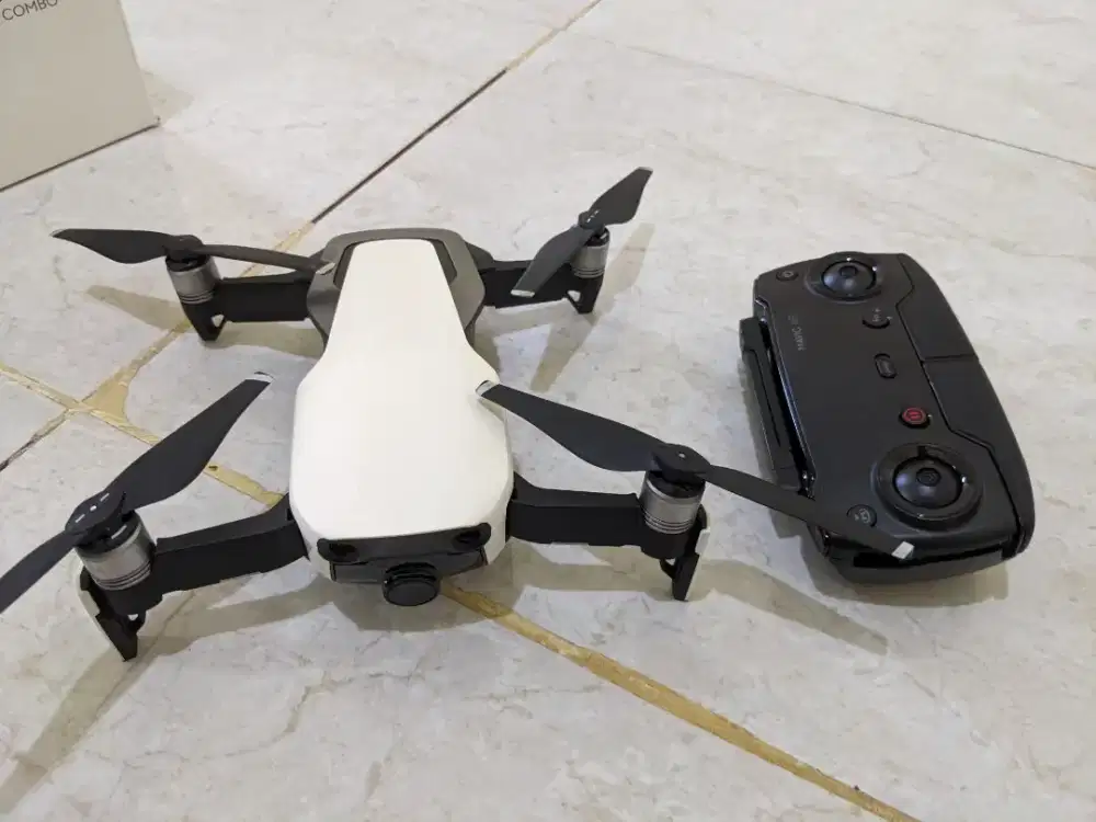 DJI mavic air 1 combo