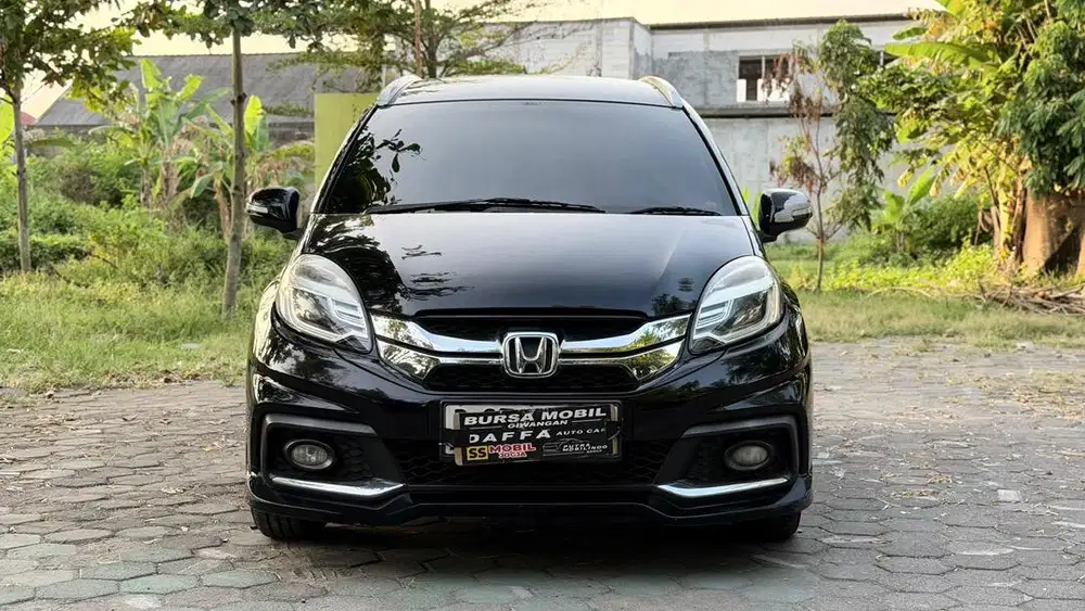 HONDA MOBILIO RS 2015 Matic Hitam