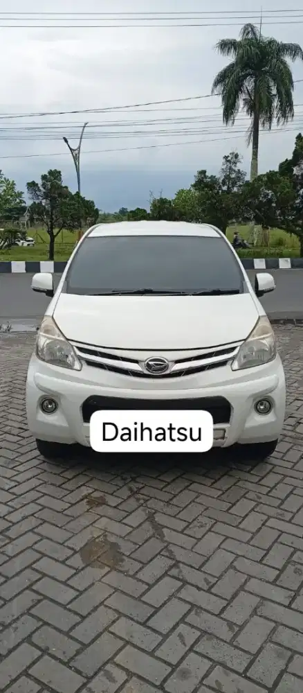 Dijual mobil Daihatsu Xenia. Terawat. Ac dingin. Stnk hidup.