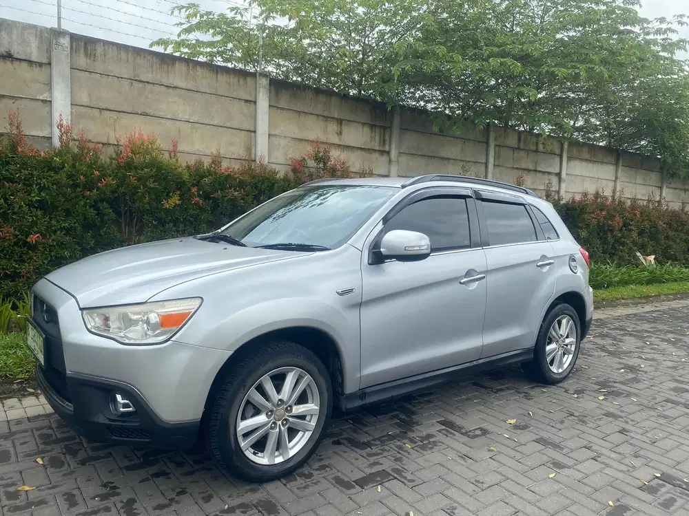 Mitsubishi Outlander 2013 Bensin