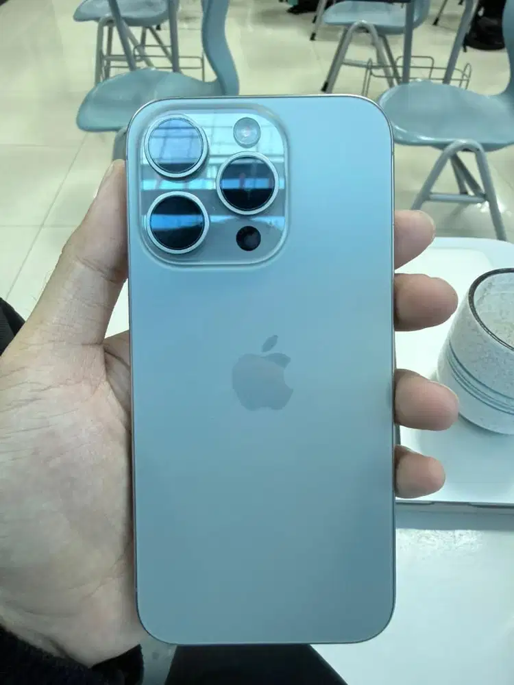 IPHONE 15 pro 128 inter