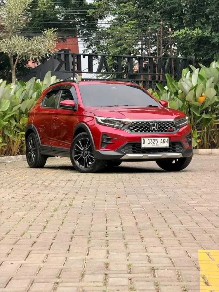 Honda WRV RS sensing at 2023 merah