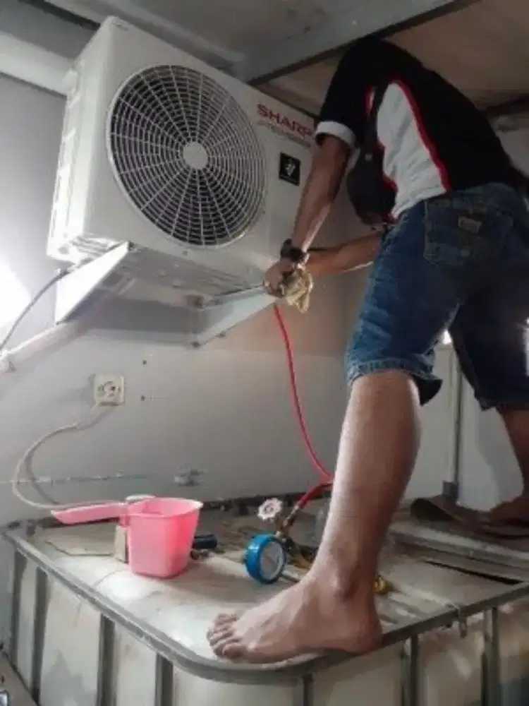 Tukang AC panggilan,jasa instalasi,bongkar pasang,cuci&Overhoul