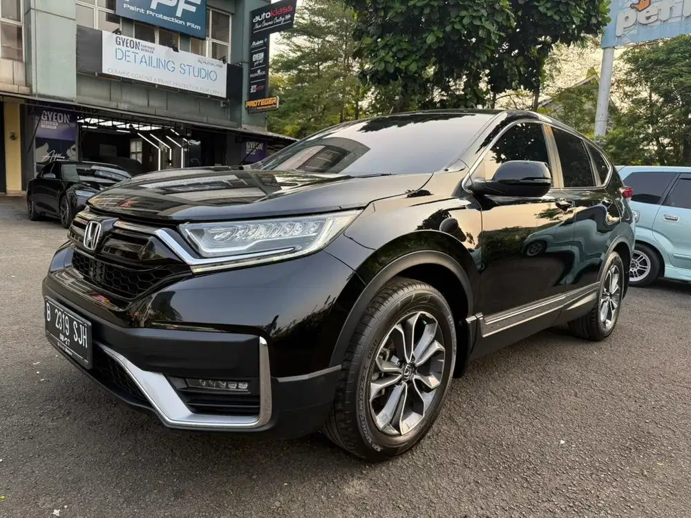 Honda CRV turbo 1.5 facelift 2022 full original LOW KM Jual cepat