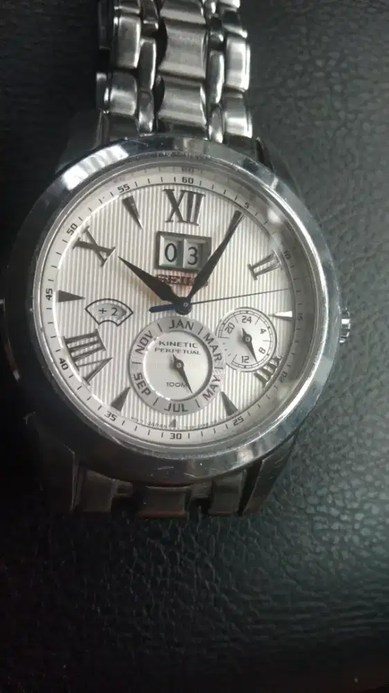 Dijual jam tangan pria bekas seiko kinetic