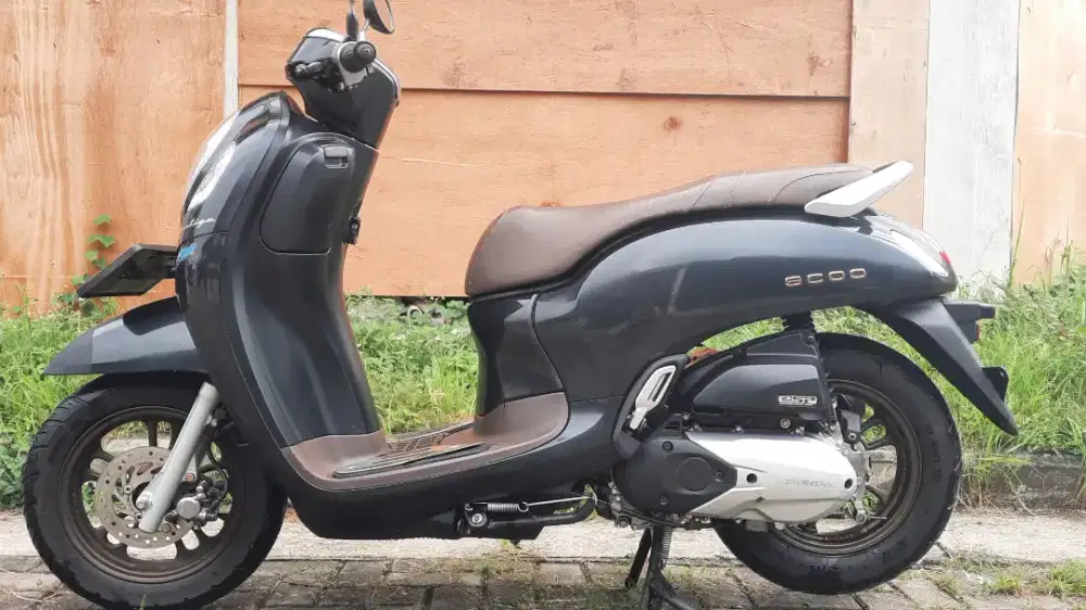 DIJUAL MURAH SCOOPY PRESTIGE KEYLESS TH 2024 SURAT KOMPLIT NO MINUS