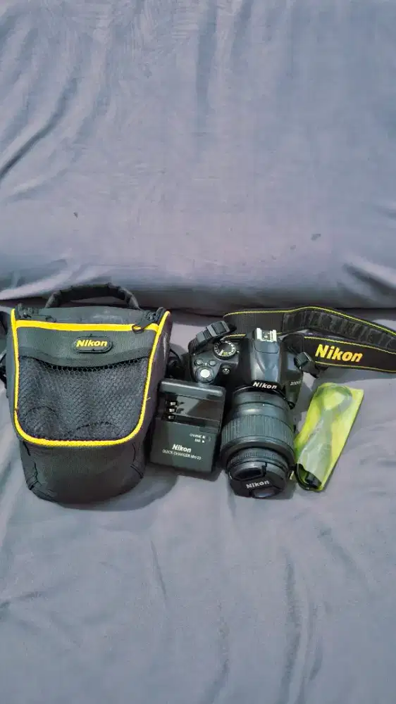 BU! Nikon D3000 Fullset Mulus Siap Pakai