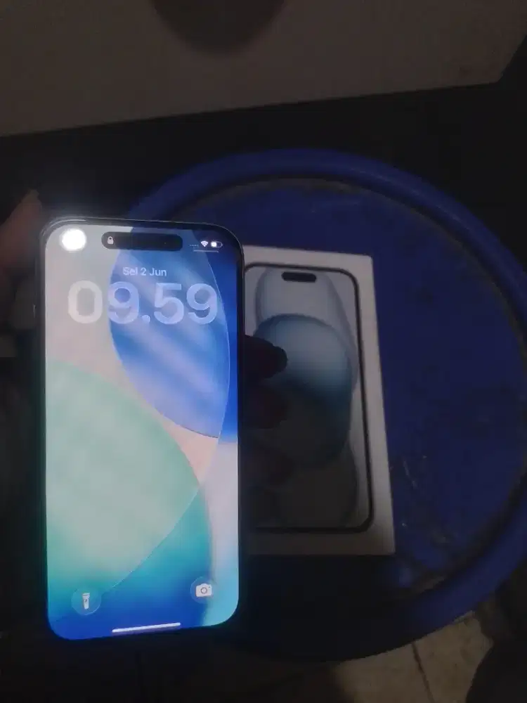 Iphone 15 128 ibox garansi panjang