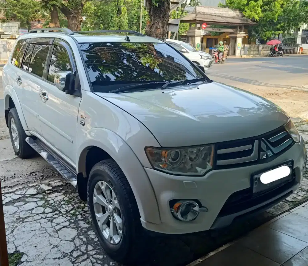 Pajero Sport Dakar beli 2015 nik 2014