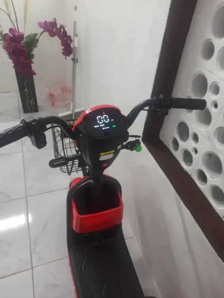 Dijual cepat sepeda listrik Uwinfly 2024