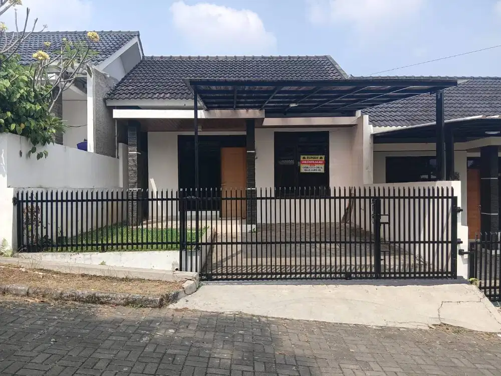 Rumah disewakan dengan lokasi strategis dan kemanan 24 Jam