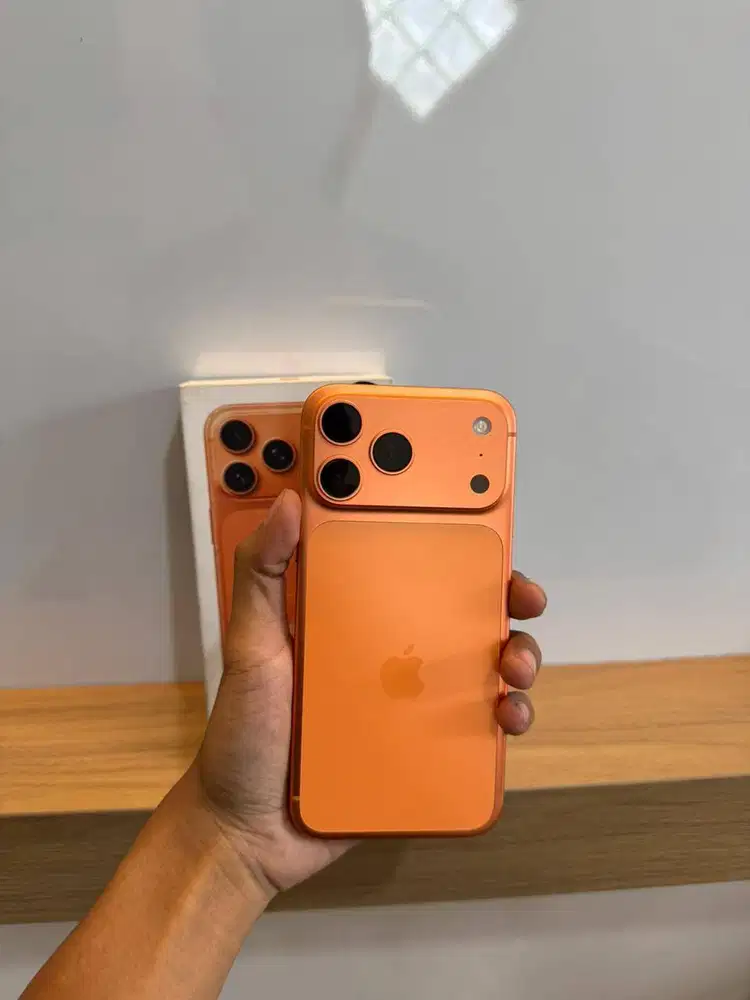 iPhone 17 Pomax 256Gb Cosmic Orange