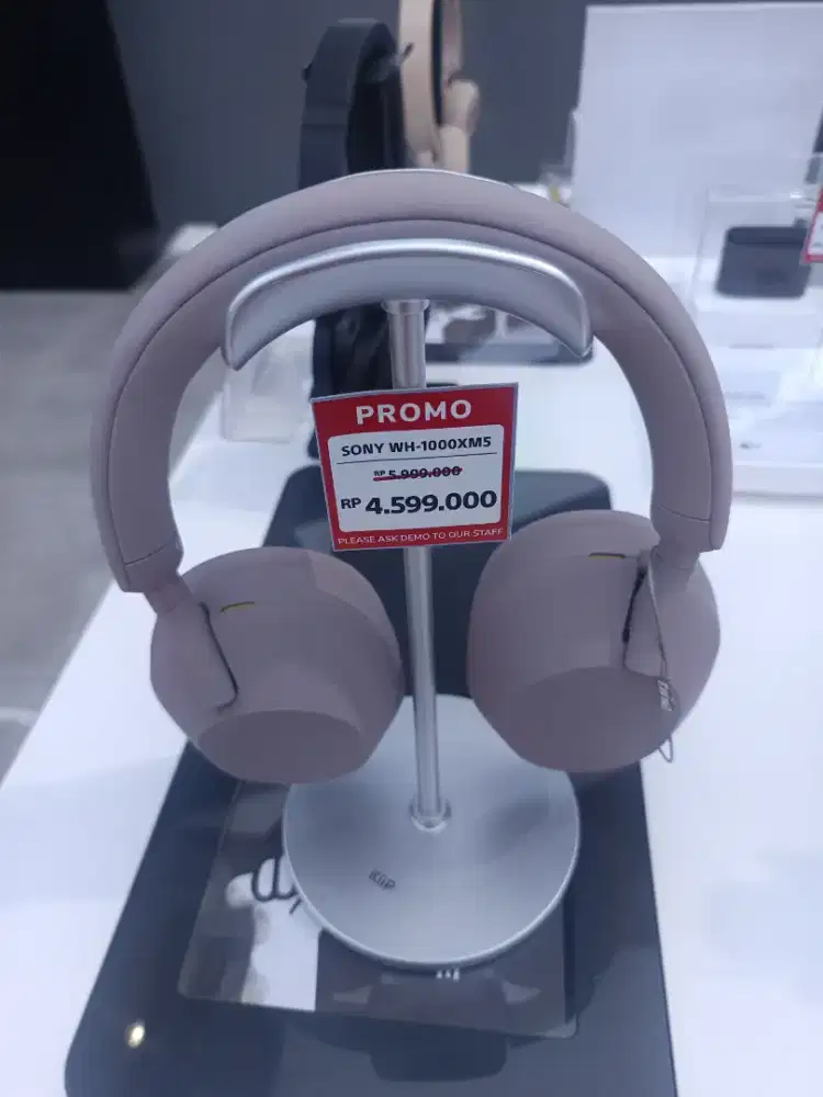 Sony WH-1000XM5