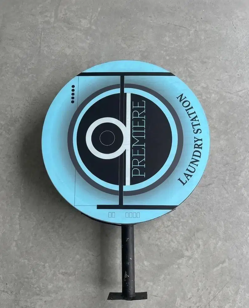 Neon Box Bulat Bekas (Rangka Saja) Diameter 30 cm