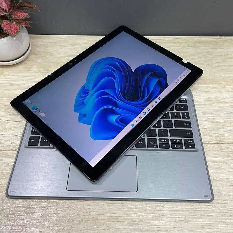 LAPTOP DELL 2 IN 1 LATITUDE 7400 i5 GEN8 RAM 16 GB SSD *RET