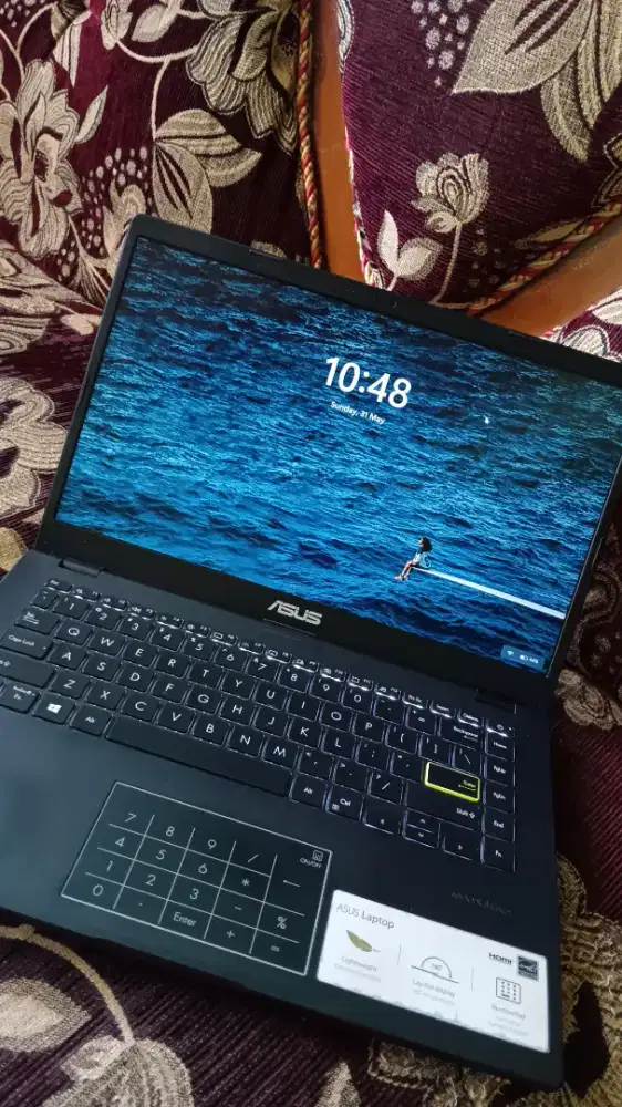 Laptop Asus VivoBook E410ma