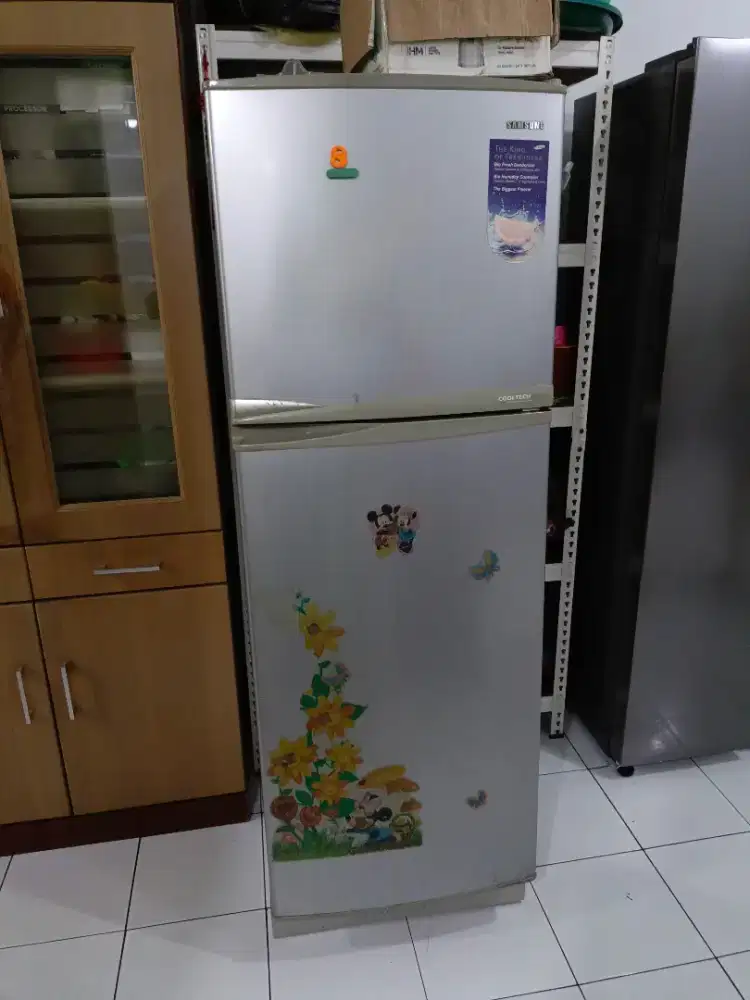 Kulkas Samsung 2 Pintu Mulus