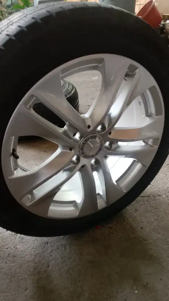 Velg oem mercy Ring17 +ban