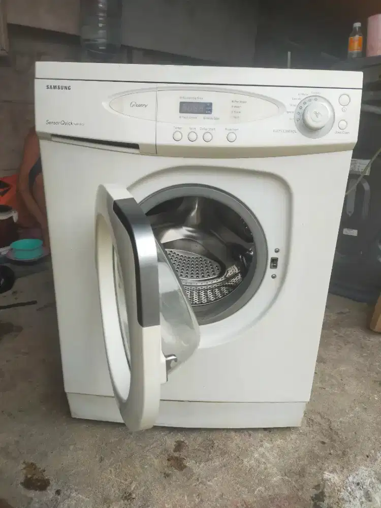 Mesin cuci Samsung front loading 7kg masih Normal
