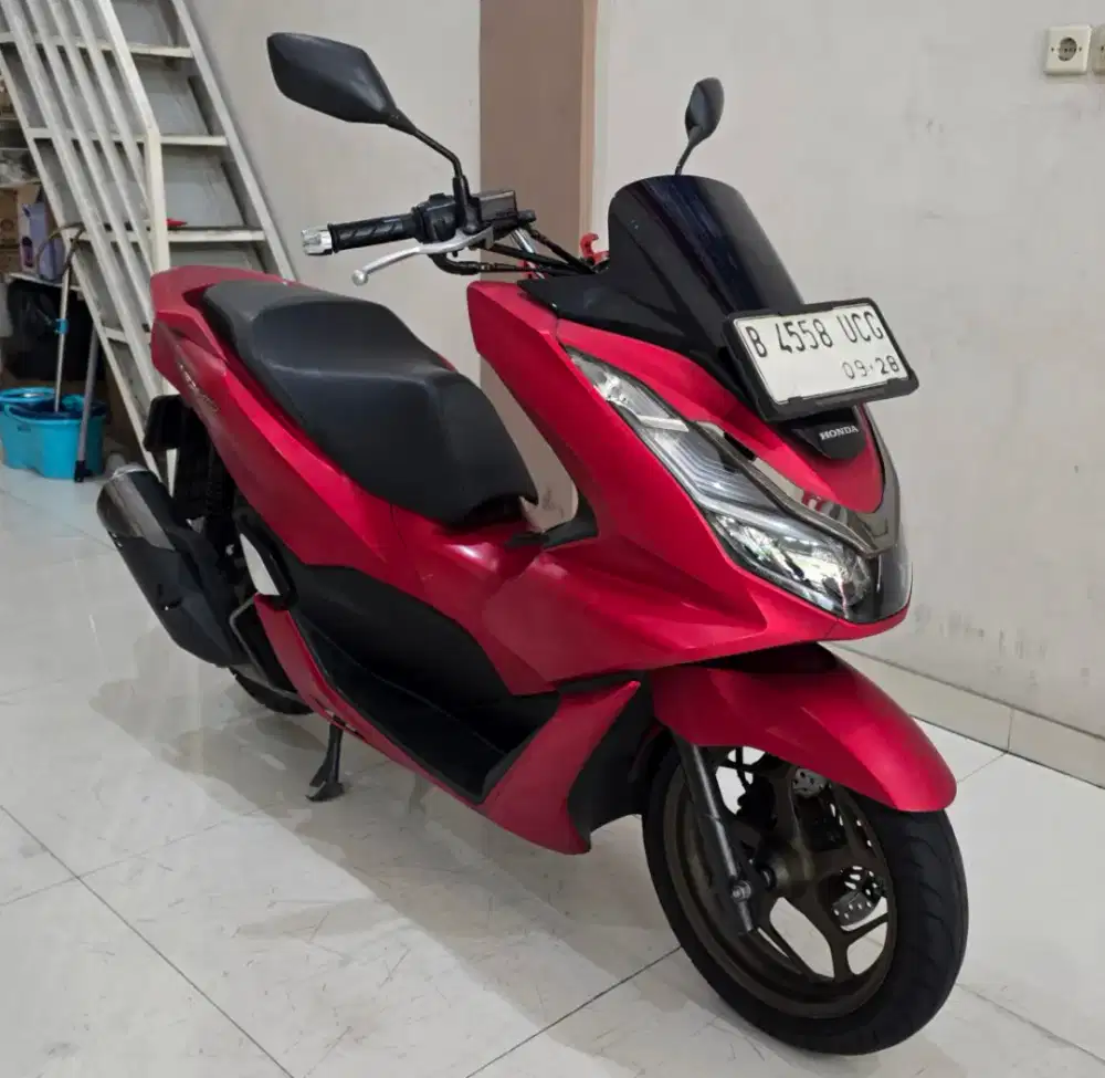 Dp 1jt HONDA PCX ABS 2023 KM 20RB MULUS CASH DAN KREDIT