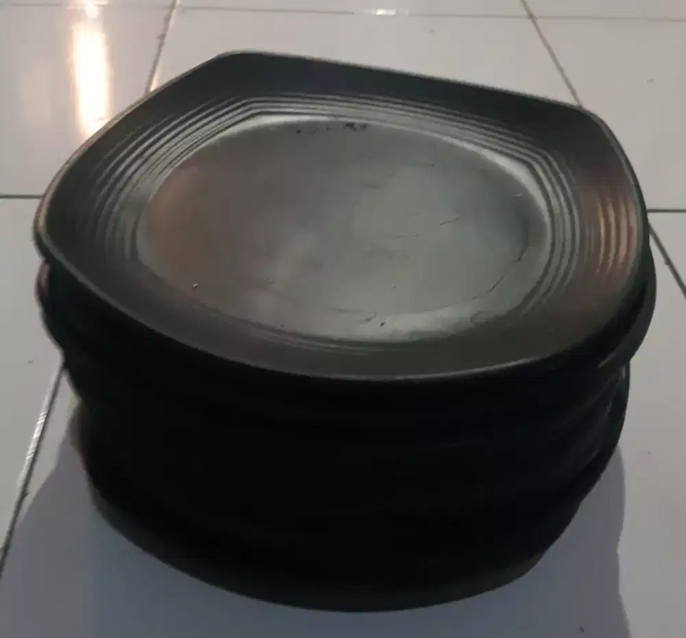 Piring melamin premium